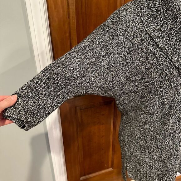 Express Marled Gray Three Quarter Sleeve Cowl Neck Tunic Sweater High Low Hem - Picture 5 of 9